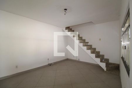 Sala de casa à venda com 3 quartos, 336m² em Curicica, Rio de Janeiro