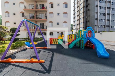 Apartamento à venda com 73m², 2 quartos e 2 vagasÁrea comum - Playground