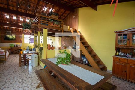 Casa à venda com 302m², 2 quartos e 3 vagas Casa à venda com 302m², 2 quartos e 3 vagasVaranda gourmet