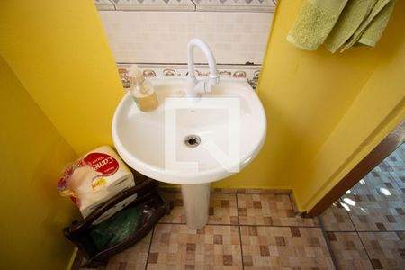 Casa à venda com 302m², 2 quartos e 3 vagas Casa à venda com 302m², 2 quartos e 3 vagasLavabo