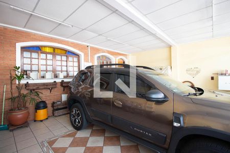 Casa à venda com 302m², 2 quartos e 3 vagas Casa à venda com 302m², 2 quartos e 3 vagasGaragem