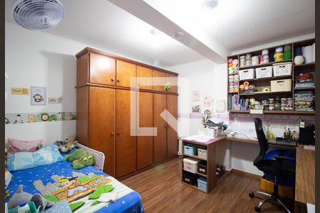 Casa à venda com 302m², 2 quartos e 3 vagas Casa à venda com 302m², 2 quartos e 3 vagasQuarto 2