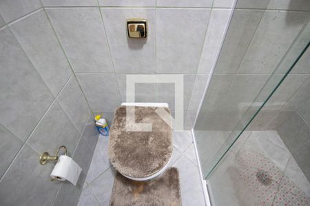 Casa à venda com 302m², 2 quartos e 3 vagas Casa à venda com 302m², 2 quartos e 3 vagasBanheiro