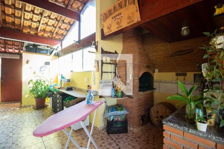 Casa à venda com 302m², 2 quartos e 3 vagas Casa à venda com 302m², 2 quartos e 3 vagasVaranda gourmet