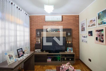 Sala de casa à venda com 2 quartos, 302m² em Cidade Antônio Estevão de Carvalho, São Paulo