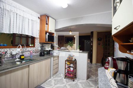 Casa à venda com 302m², 2 quartos e 3 vagas Casa à venda com 302m², 2 quartos e 3 vagasCozinha