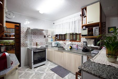 Casa à venda com 302m², 2 quartos e 3 vagas Casa à venda com 302m², 2 quartos e 3 vagasCozinha