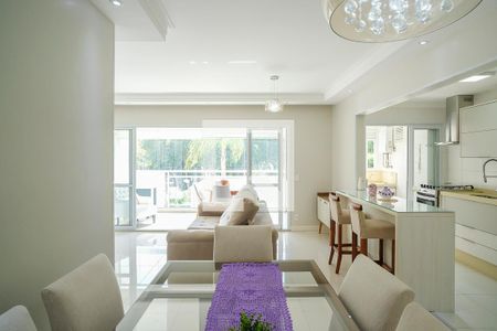 Sala de apartamento para alugar com 2 quartos, 90m² em Cerâmica, São Caetano do Sul