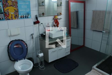 Banheiro de apartamento para alugar com 1 quarto, 60m² em Viga, Nova Iguaçu