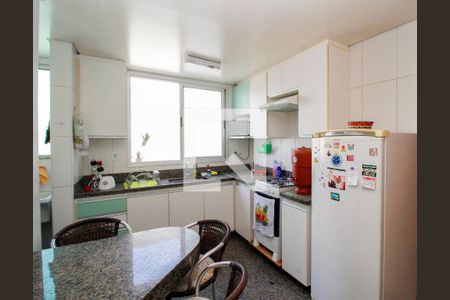 Cozinha  de apartamento à venda com 4 quartos, 115m² em Santa Ines, Belo Horizonte