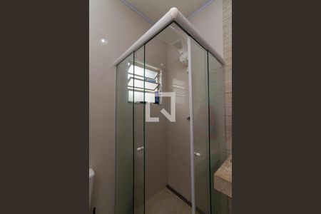 Casa à venda com 500m², 5 quartos e 5 vagasBanheira da Suíte da edícula