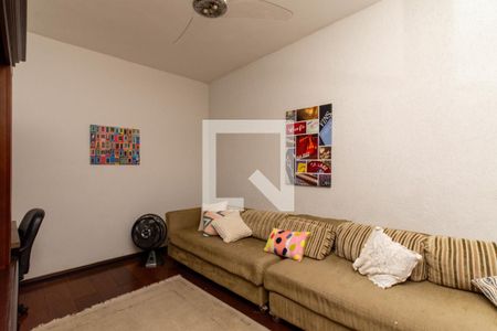 Casa à venda com 500m², 5 quartos e 5 vagasSala de TV