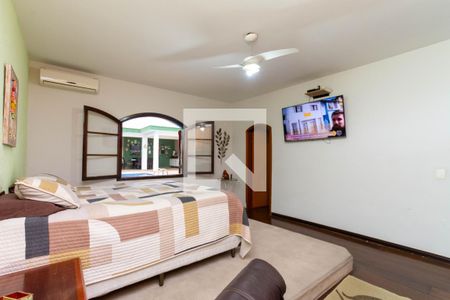 Casa à venda com 500m², 5 quartos e 5 vagasSuíte