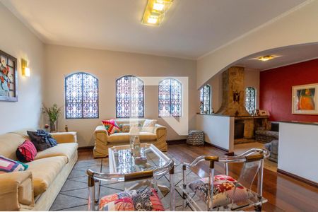 Sala de casa à venda com 5 quartos, 500m² em Vila Galvão, Guarulhos