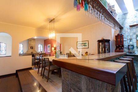 Bar de casa à venda com 5 quartos, 500m² em Vila Galvão, Guarulhos