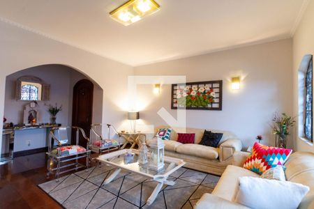 Sala de casa à venda com 5 quartos, 500m² em Vila Galvão, Guarulhos