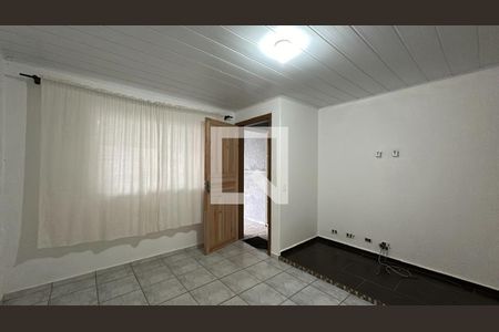 Sala de casa para alugar com 3 quartos, 90m² em Pinheirinho, Curitiba