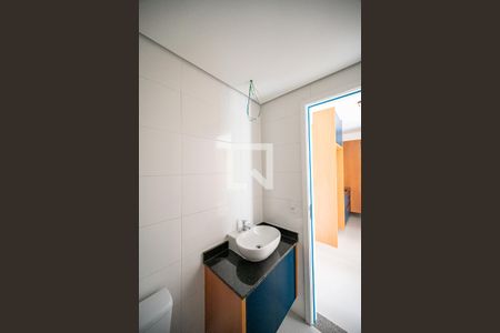 Apartamento à venda com 39m², 2 quartos e sem vaga Apartamento à venda com 39m², 2 quartos e sem vagaBanheiro Social