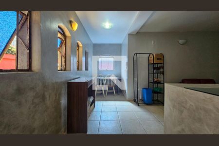 Sala  de casa para alugar com 3 quartos, 180m² em Jardim Consórcio, São Paulo