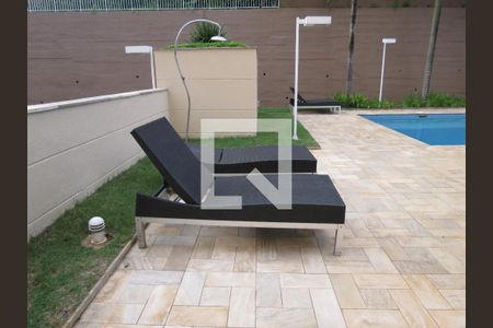 Apartamento à venda com 65m², 2 quartos e 1 vagaÁrea comum - Piscina