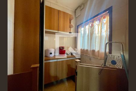 Casa de condomínio para alugar com 1000m², 3 quartos e 4 vagas Casa de condomínio para alugar com 1000m², 3 quartos e 4 vagasÁrea de Serviço