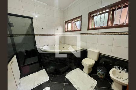 Casa de condomínio para alugar com 1000m², 3 quartos e 4 vagas Casa de condomínio para alugar com 1000m², 3 quartos e 4 vagasBanheito da Suíte