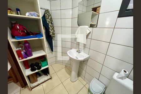 Casa de condomínio para alugar com 1000m², 3 quartos e 4 vagas Casa de condomínio para alugar com 1000m², 3 quartos e 4 vagasBanheiro de serviço