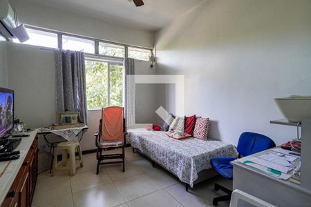 Quarto 1 de apartamento à venda com 2 quartos, 60m² em Icaraí, Niterói