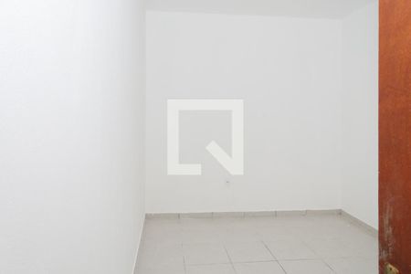Quarto 1 de casa de condomínio para alugar com 2 quartos, 50m² em Vila Nivi, São Paulo