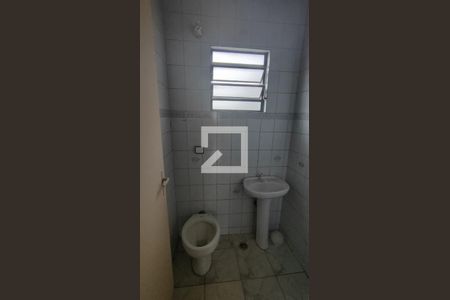 Casa à venda com 164m², 3 quartos e sem vaga Casa à venda com 164m², 3 quartos e sem vagaBanheiro 2