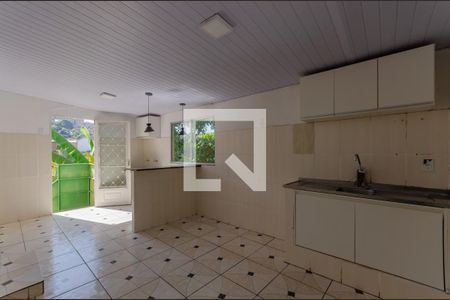 Casa para alugar com 70m², 3 quartos e 1 vagaCozinha