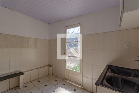 Casa para alugar com 70m², 3 quartos e 1 vagaÁrea de Serviço