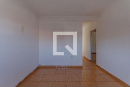 Sala de casa para alugar com 3 quartos, 70m² em Europa, Belo Horizonte