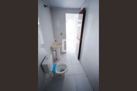 Casa para alugar com 65m², 1 quarto e sem vaga Casa para alugar com 65m², 1 quarto e sem vagaBanheiro