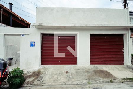 Casa para alugar com 65m², 1 quarto e sem vaga Casa para alugar com 65m², 1 quarto e sem vagaFachada