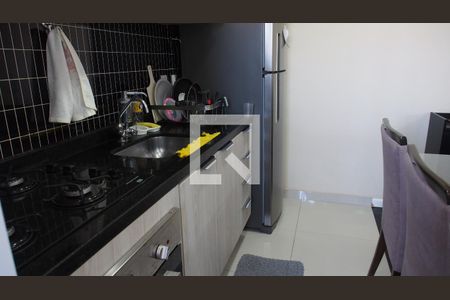 Cozinha e Área de Serviço de apartamento à venda com 2 quartos, 48m² em Parque Uniao, Jundiaí