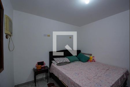 Casa à venda com 291m², 5 quartos e 3 vagas Casa à venda com 291m², 5 quartos e 3 vagasQuarto 4 - Suíte