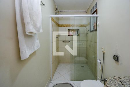 Casa à venda com 291m², 5 quartos e 3 vagas Casa à venda com 291m², 5 quartos e 3 vagasBanheiro da Suíte 1