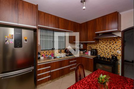 Casa à venda com 291m², 5 quartos e 3 vagas Casa à venda com 291m², 5 quartos e 3 vagasCozinha