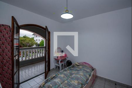 Casa à venda com 291m², 5 quartos e 3 vagas Casa à venda com 291m², 5 quartos e 3 vagasQuarto 3