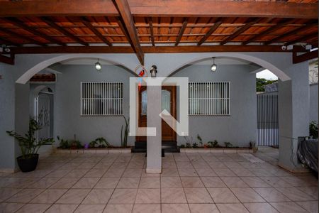 Casa à venda com 291m², 5 quartos e 3 vagas Casa à venda com 291m², 5 quartos e 3 vagasGaragem