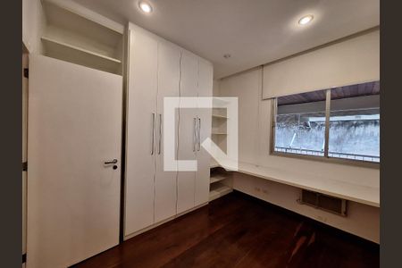 Quarto 1 de apartamento para alugar com 2 quartos, 95m² em Laranjeiras, Rio de Janeiro