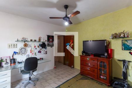 Casa à venda com 127m², 2 quartos e 6 vagasSuíte 2