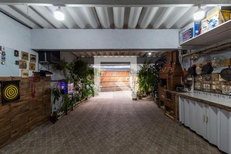 Casa à venda com 127m², 2 quartos e 6 vagasGaragem