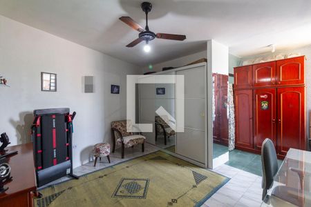 Casa à venda com 127m², 2 quartos e 6 vagasSuíte 2