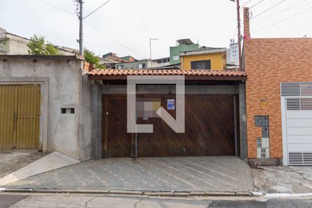 Casa à venda com 127m², 2 quartos e 6 vagasFachada 