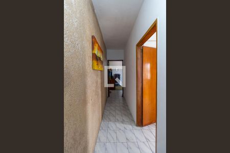 Casa à venda com 127m², 2 quartos e 6 vagasCorredor 