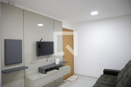 Sala de apartamento para alugar com 2 quartos, 52m² em Residencial Monte Carlo, Goiânia