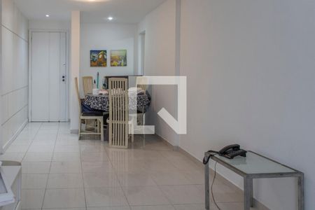 Sala de apartamento para alugar com 1 quarto, 56m² em Barra da Tijuca, Rio de Janeiro