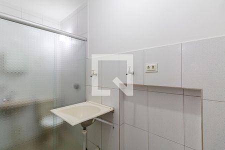 Banheiro 1 de kitnet/studio para alugar com 1 quarto, 25m² em Vila Ré, São Paulo